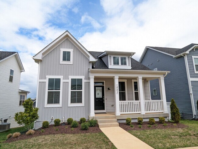 Building Photo - 1207 Marsalis Pl