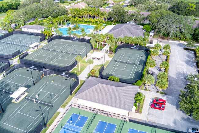 Building Photo - 6404 SE Brandywine Ct