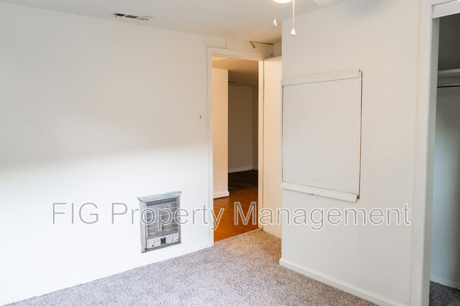 Building Photo - 3715 Sisk Rd NW