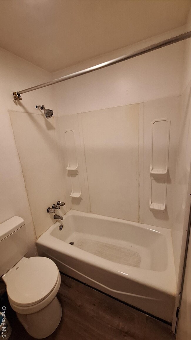 Building Photo - 83 Franklin St