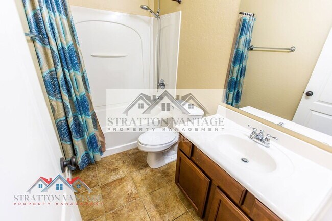 Building Photo - 2743 S Sulley Dr