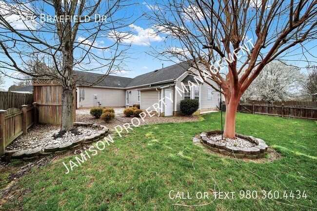 Building Photo - 3614 Braefield Dr