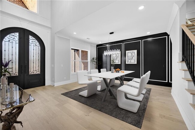 Building Photo - 405 Thunder Rd