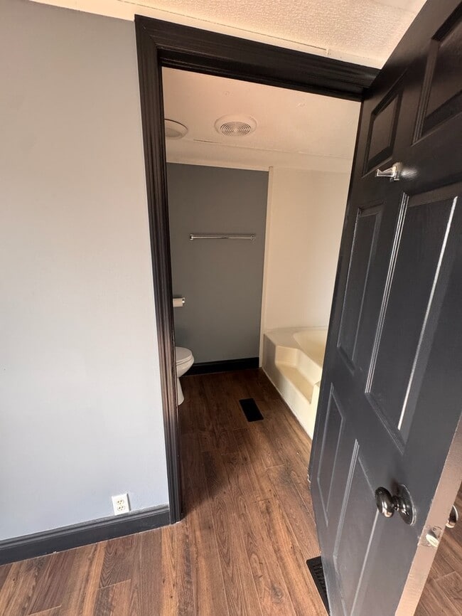 Building Photo - 7804 Stanley Rd