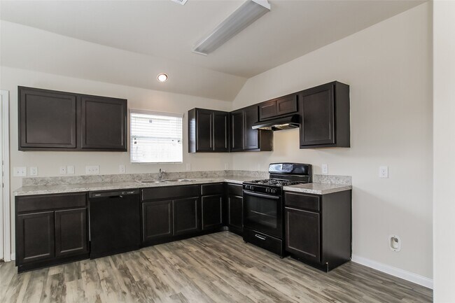 Building Photo - 24335 Veratti Ln