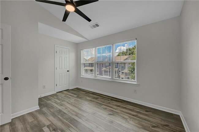Building Photo - 1044 Liberty Pkwy NW