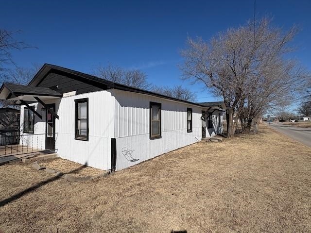 Building Photo - 1701 SW Jefferson Ave