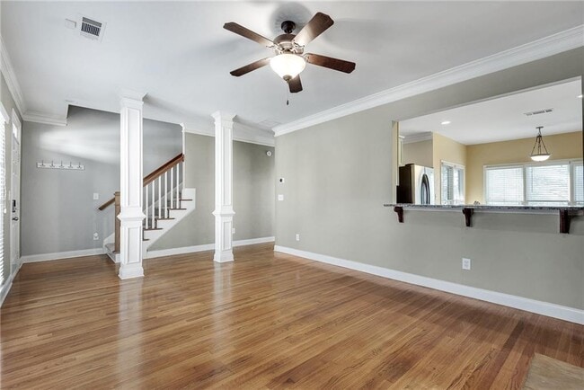 Building Photo - 1387 Village Creek Cir