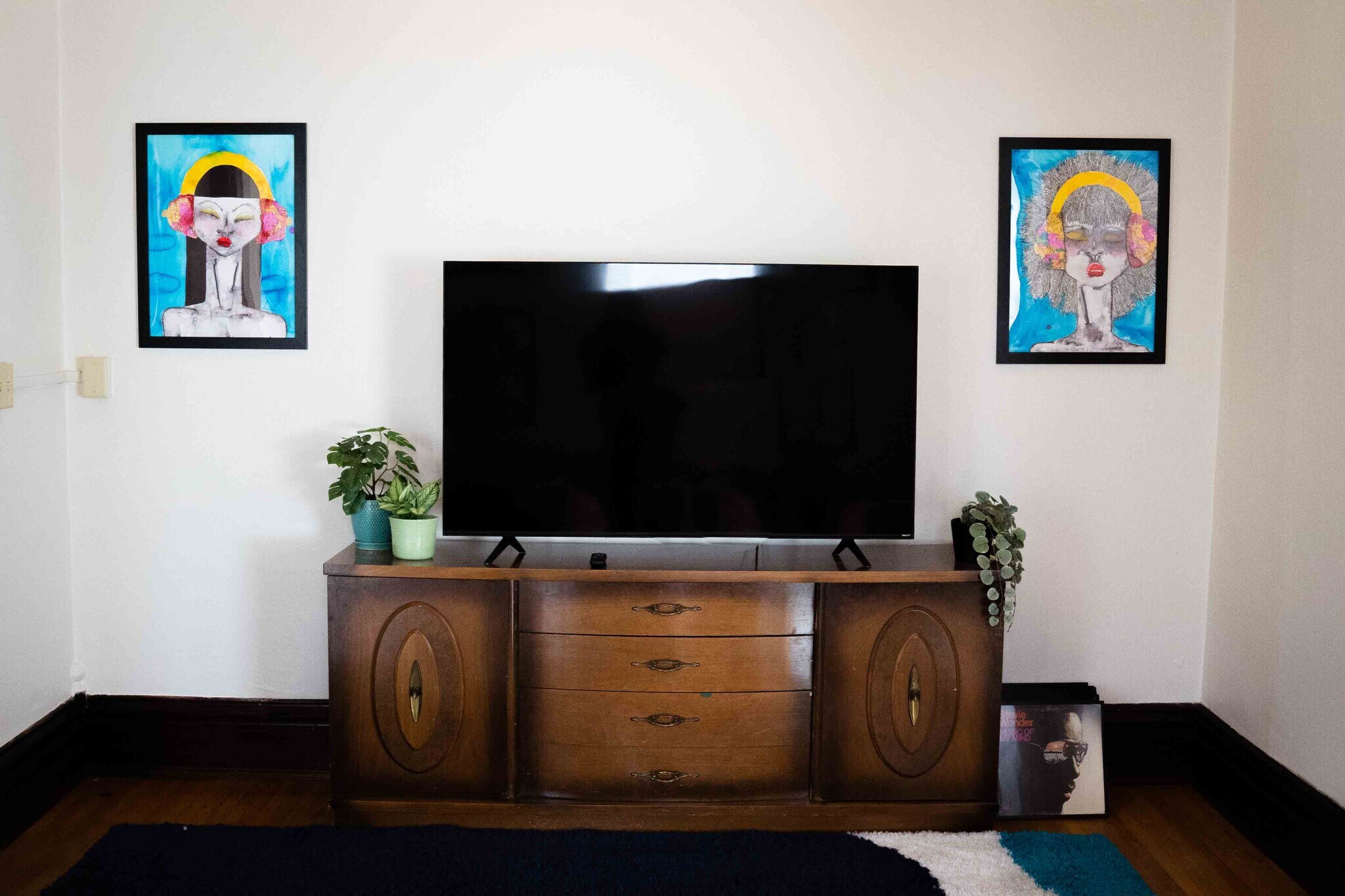 Building Photo - 2419 1st Ave S