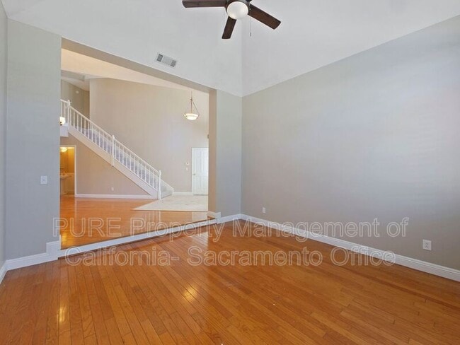 Building Photo - 8777 Cooperston Way