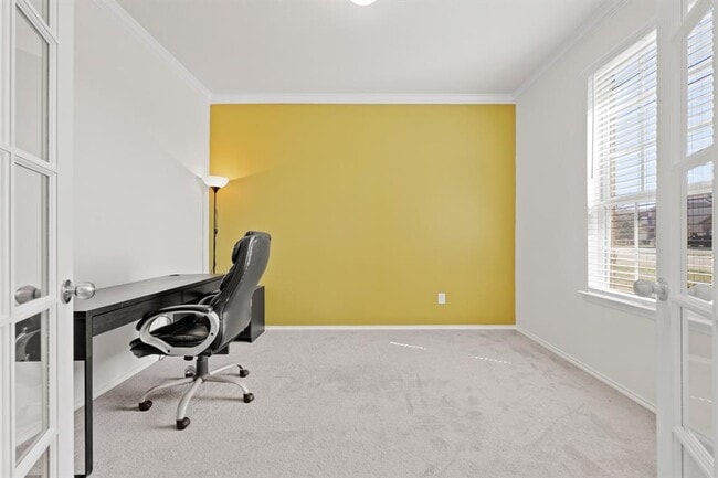 Building Photo - 240 Bedford Falls Ln