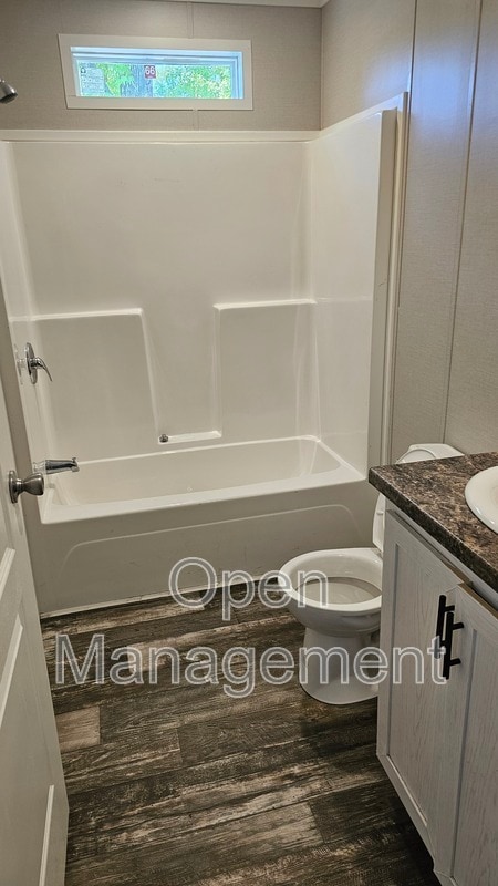 Building Photo - 356 Bayhead Dr