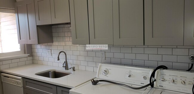 Building Photo - 8055 Wolff St