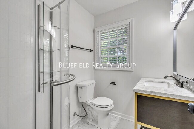 Building Photo - 603 Creighton Dr