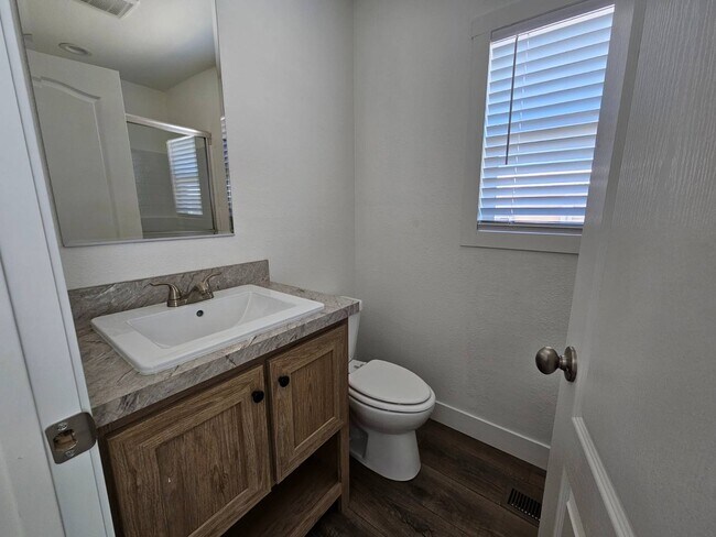 Building Photo - 1409 N French St