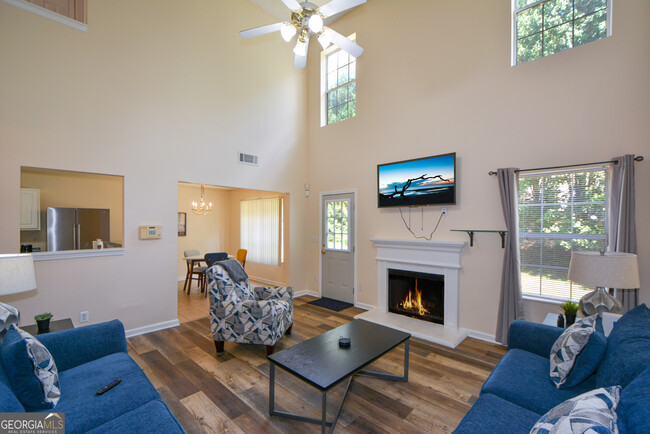 Building Photo - 4511 Ravenwood Pl