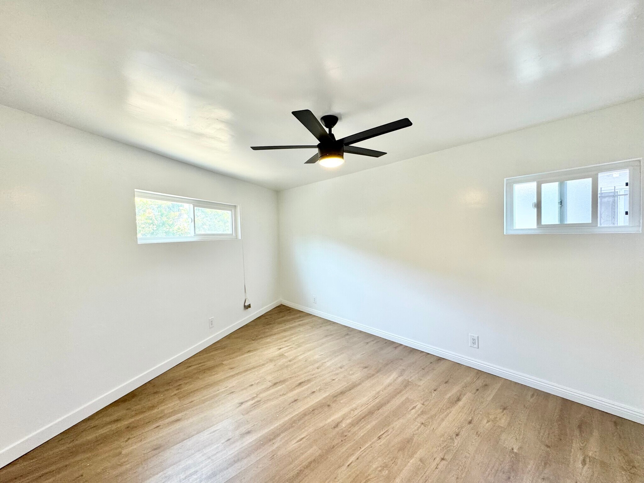 Building Photo - 340 W 87th St
