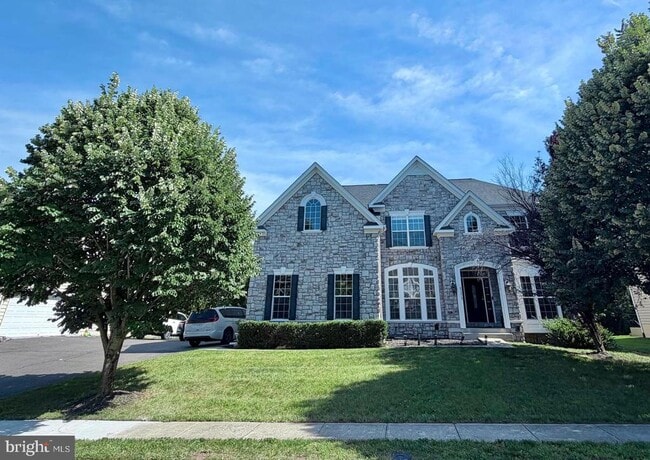 Building Photo - 43219 Amberleigh Farm Dr
