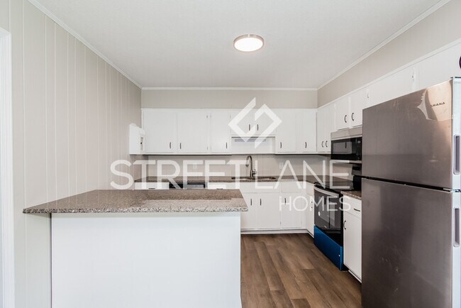 Building Photo - Charming 3 Bedroom in Stanley!