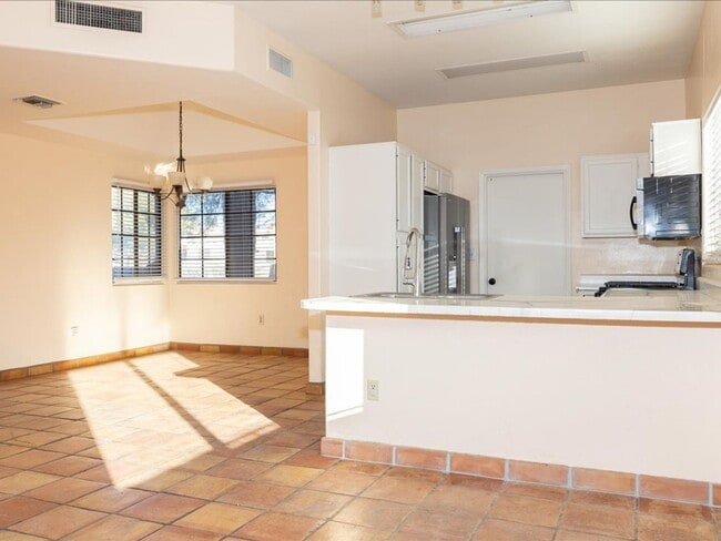 Building Photo - 3 Bedroom 2.5 Bath Two Story Home