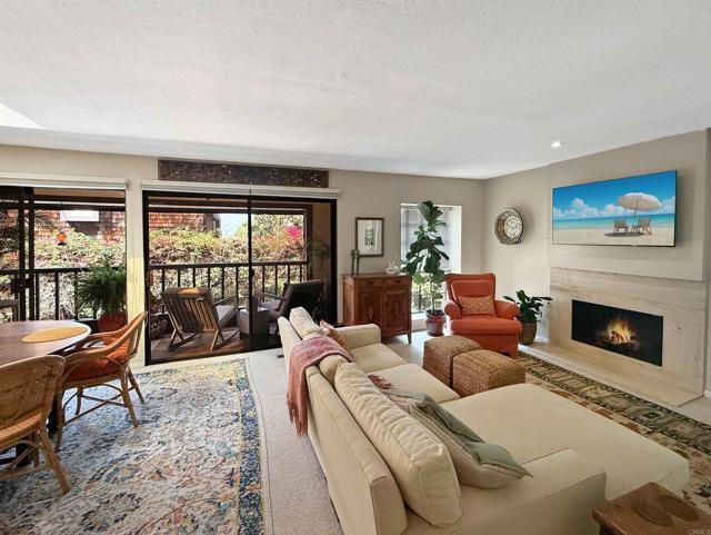 Building Photo - 2271 Del Mar Scenic Pkwy