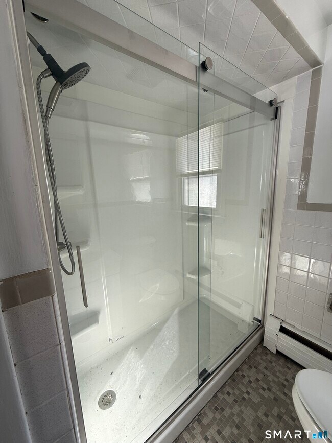 Building Photo - 30 Bungay Rd