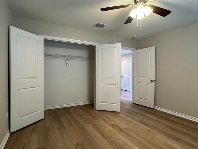 Building Photo - 14574 CR 2191