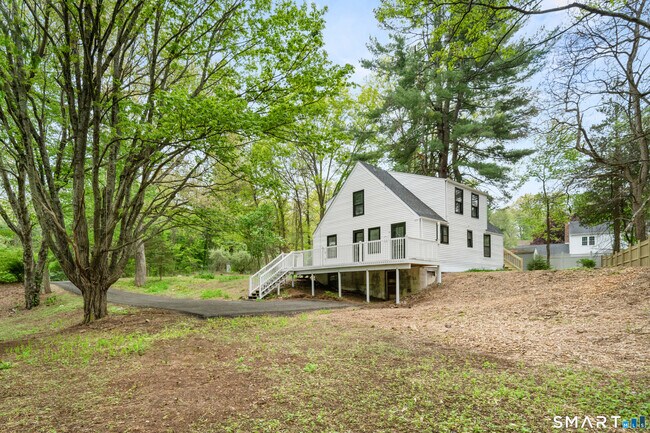 Building Photo - 1335 Wolf Hill Rd