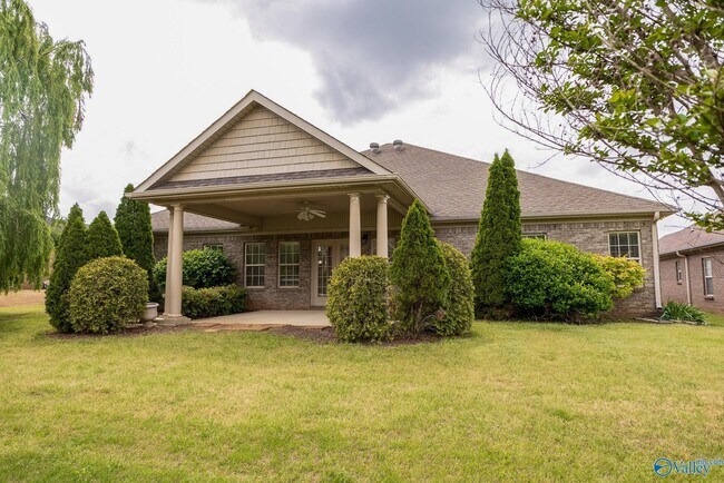 Building Photo - 105 Blanca Dr