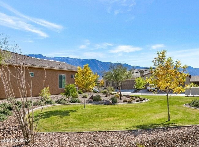 Building Photo - 39589 S Summerwood Dr
