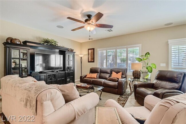 Building Photo - 2249 Canyonville Dr