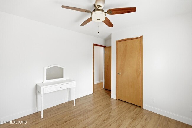 Building Photo - 1501 Woodbury Ct