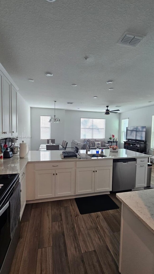 Building Photo - 7798 Clove Hitch Wy