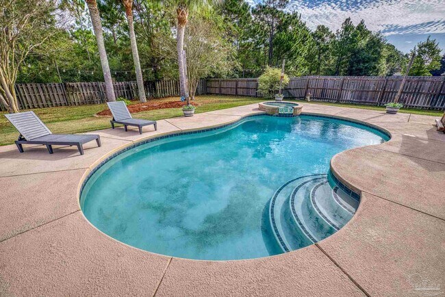 Building Photo - 8092 Hartington Dr