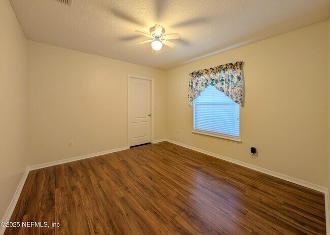 Building Photo - 12983 Quincy Bay Dr