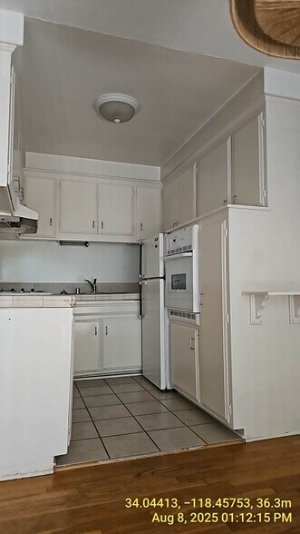 Building Photo - 1479 Stoner Ave