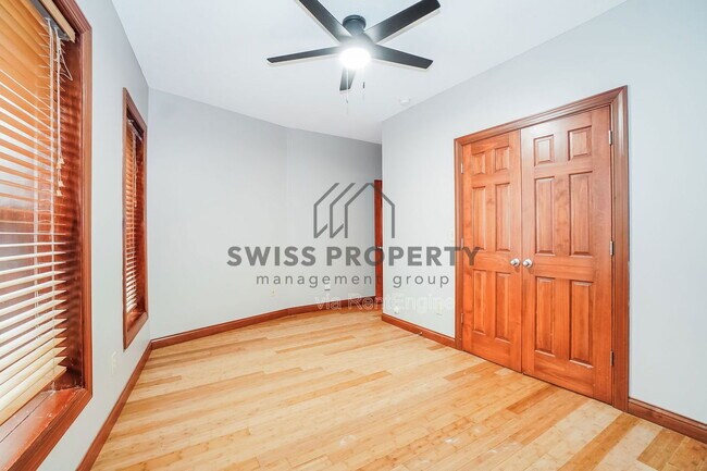 Building Photo - 4 Clark Pl