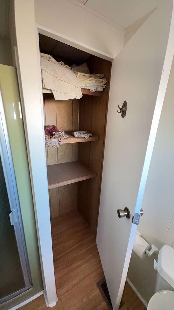 Building Photo - Beautiful 2 bedroom 2 bath mobile home for rent in 55+ community in south Tampa