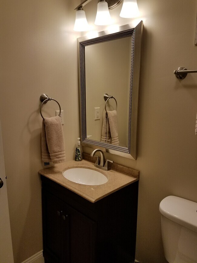 Building Photo - 89 Willow Ridge Ct