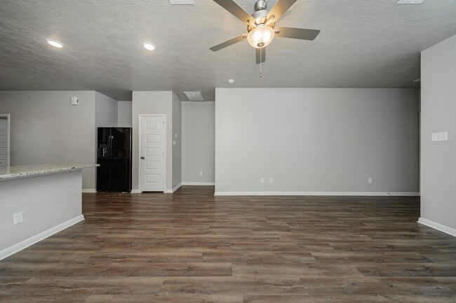 Building Photo - 1131 Trellis Pass