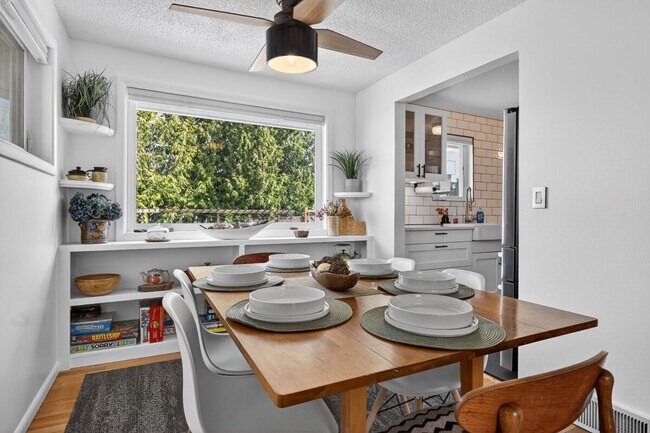 Building Photo - 9314 54th Ave S