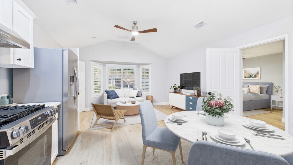 Guest House Living and Dinning Room - 29650 Kimberly Dr