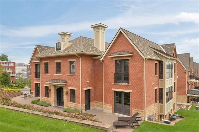 Building Photo - 3 Moorings Ln