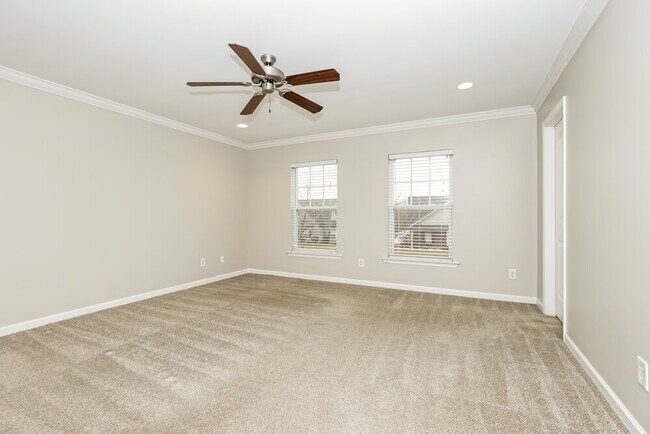 Building Photo - 2447 Cason Ln