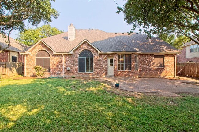 Building Photo - 8212 Fern Bluff Ave