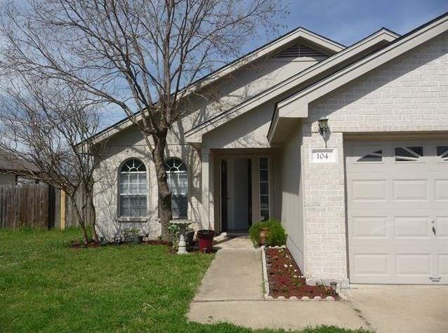 Building Photo - 104 Orgain St