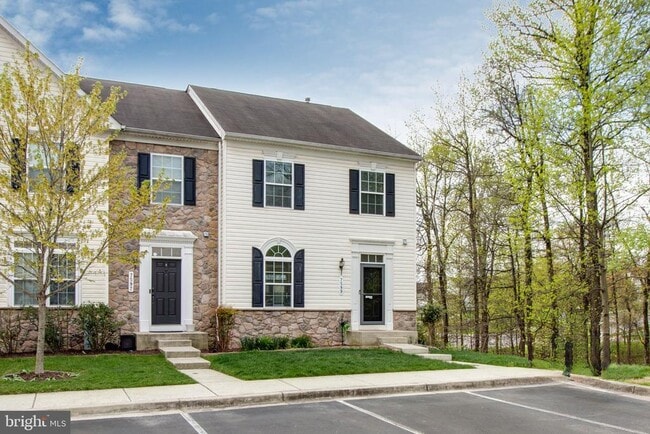 Building Photo - 7599 Taunton Ct