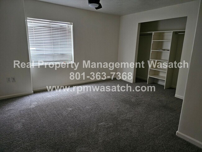 Building Photo - Come Check Out This Newly Updated 5 Bedroom 3 bathroom Home in South Jordan!