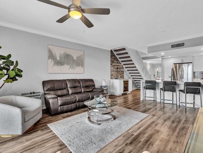 Building Photo - 3602 S Ocean Blvd