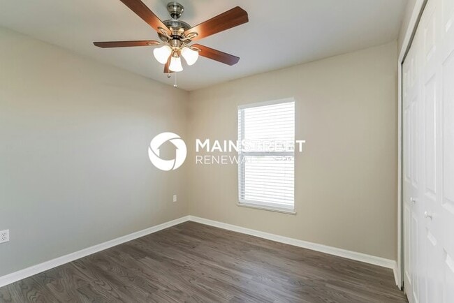 Building Photo - 3 Bedroom Pet-Friendly Home in Cape Coral,...
